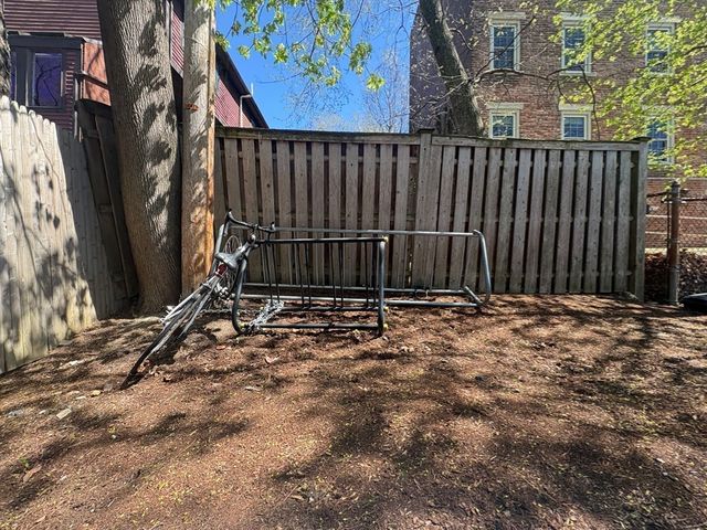 12 Ellery 306, Cambridge, MA 02138