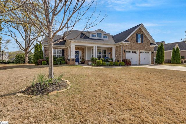 401 Chillingham Court, Fountain Inn, SC 29644