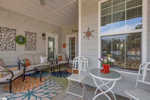 401 Chillingham Court, Fountain Inn, SC 29644