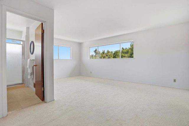 3950 Brookline Way, Redwood City, CA 94062