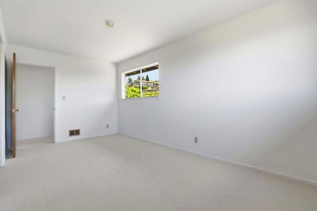 3950 Brookline Way, Redwood City, CA 94062