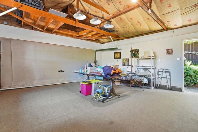 3950 Brookline Way, Redwood City, CA 94062