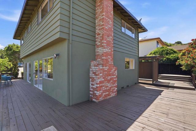 3950 Brookline Way, Redwood City, CA 94062