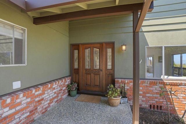 3950 Brookline Way, Redwood City, CA 94062