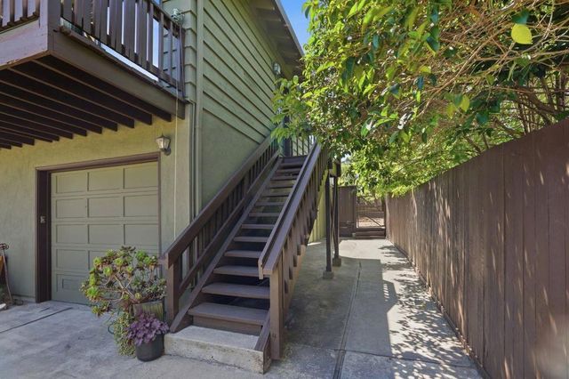 3950 Brookline Way, Redwood City, CA 94062