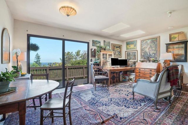 3950 Brookline Way, Redwood City, CA 94062