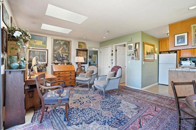 3950 Brookline Way, Redwood City, CA 94062