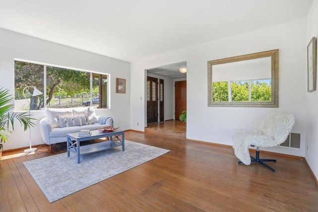 3950 Brookline Way, Redwood City, CA 94062