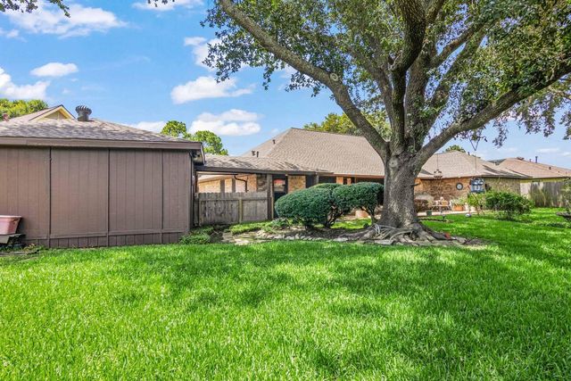 10506 Sagemeadow Court, Houston, TX 77089