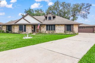 10506 Sagemeadow Court, Houston, TX 77089