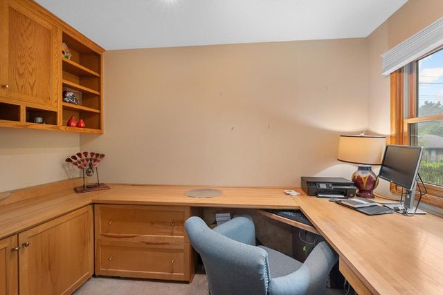 9125 N Meadowlark LANE, Bayside, WI 53217