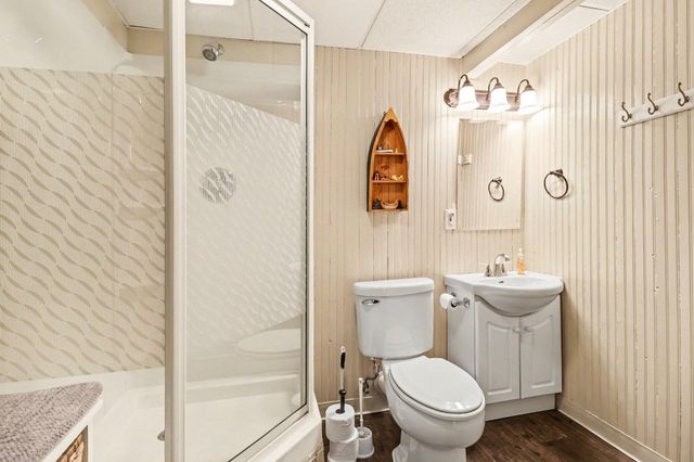 5526 W Longbridge Road, Pentwater, MI 49449