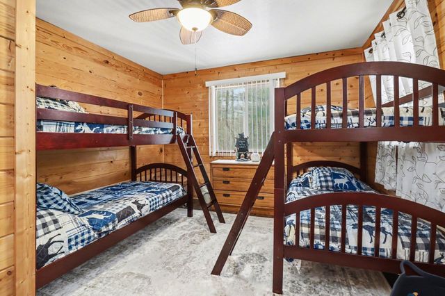 5526 W Longbridge Road, Pentwater, MI 49449