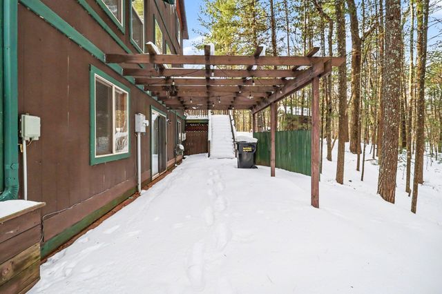 5526 W Longbridge Road, Pentwater, MI 49449