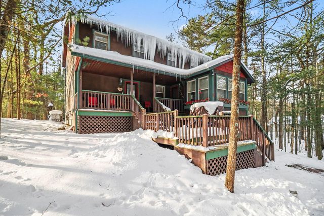 5526 W Longbridge Road, Pentwater, MI 49449