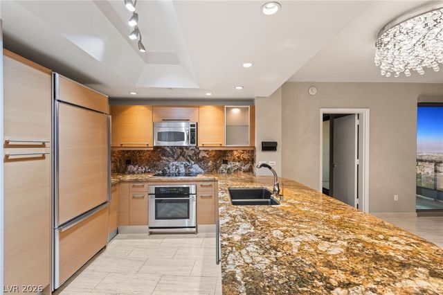 322 Karen Avenue 4202, Las Vegas, NV 89109