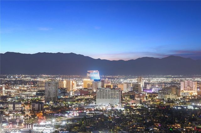 322 Karen Avenue 4202, Las Vegas, NV 89109