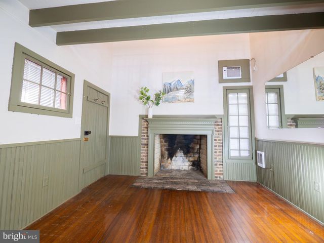 703 S LOUDOUN ST, Winchester, VA 22601