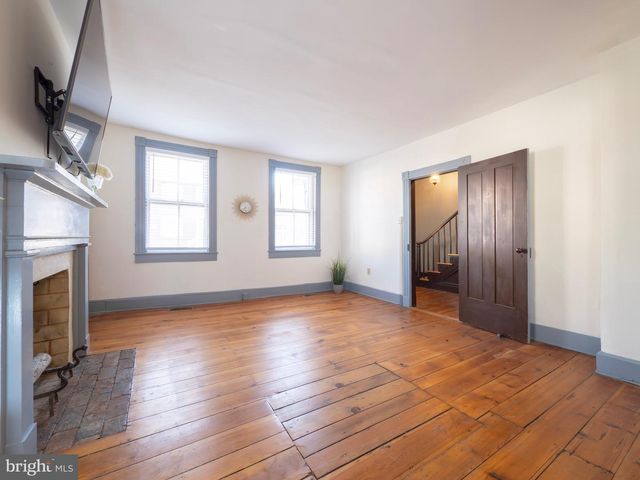 703 S LOUDOUN ST, Winchester, VA 22601