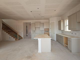 348 Big Banyan DR, Dripping Springs, TX 78620