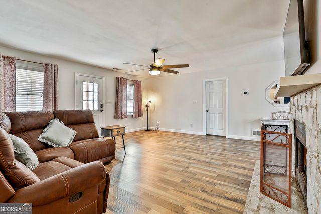 67 Fall Drive, Zebulon, GA 30295