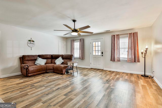 67 Fall Drive, Zebulon, GA 30295