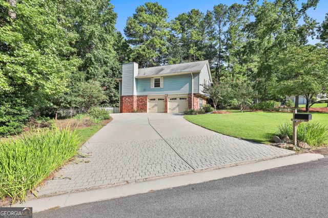 201 Lanyard Loop, Peachtree City, GA 30269