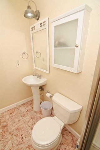 2219 AVENUE C, Bradenton Beach, FL 34217