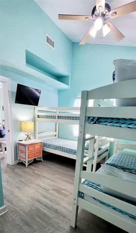 2219 AVENUE C, Bradenton Beach, FL 34217