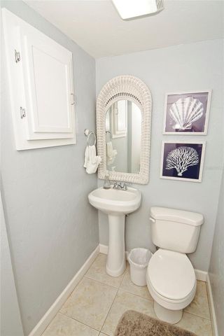 2219 AVENUE C, Bradenton Beach, FL 34217