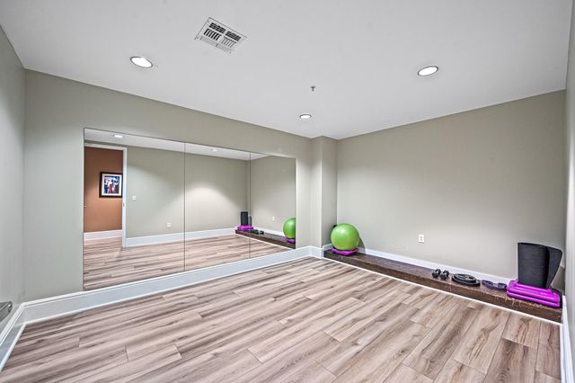 5925 Almeda Road 11406, Houston, TX 77004