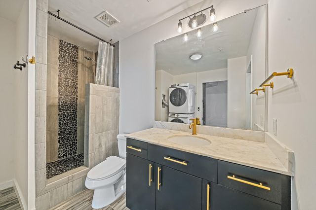 5925 Almeda Road 11406, Houston, TX 77004