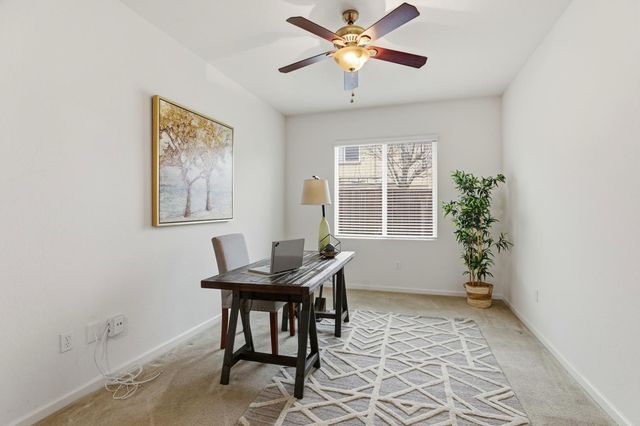 3520 Bridgeway Lakes Dr, West Sacramento, CA 95691