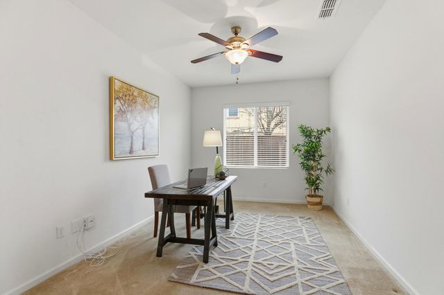 3520 Bridgeway Lakes Dr, West Sacramento, CA 95691