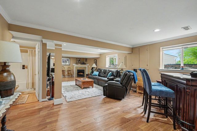 7037 Running Fox Court, Florence, KY 41042