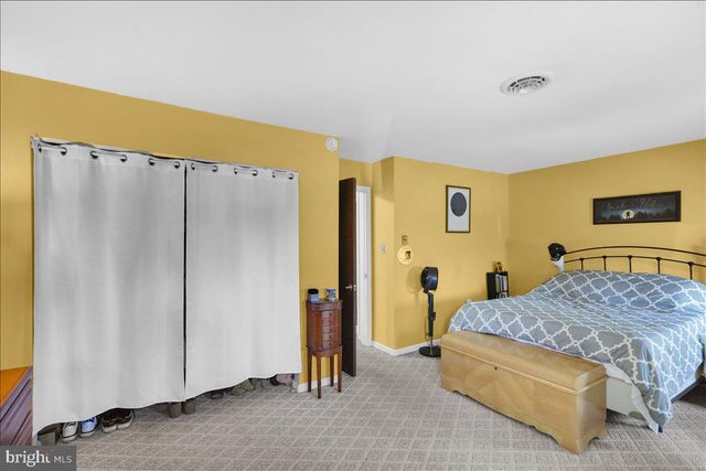 613 LEININGER AVE, Mohnton, PA 19540