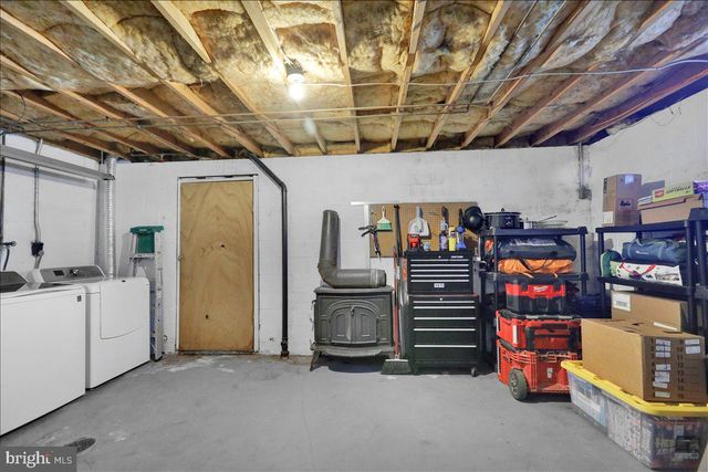 613 LEININGER AVE, Mohnton, PA 19540