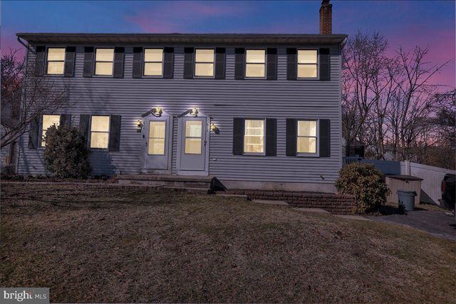 613 LEININGER AVE, Mohnton, PA 19540