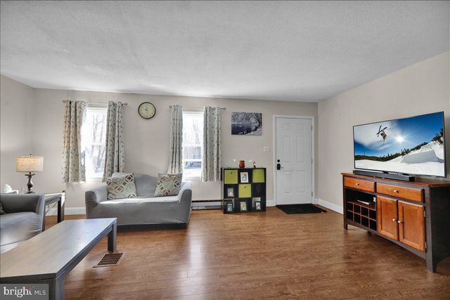 613 LEININGER AVE, Mohnton, PA 19540