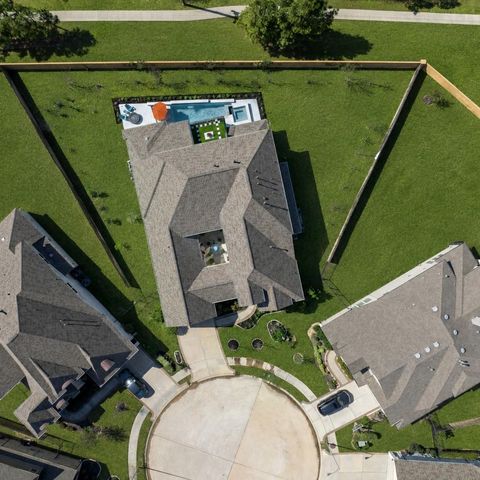 25031 Karacabey Court, The Woodlands, TX 77389