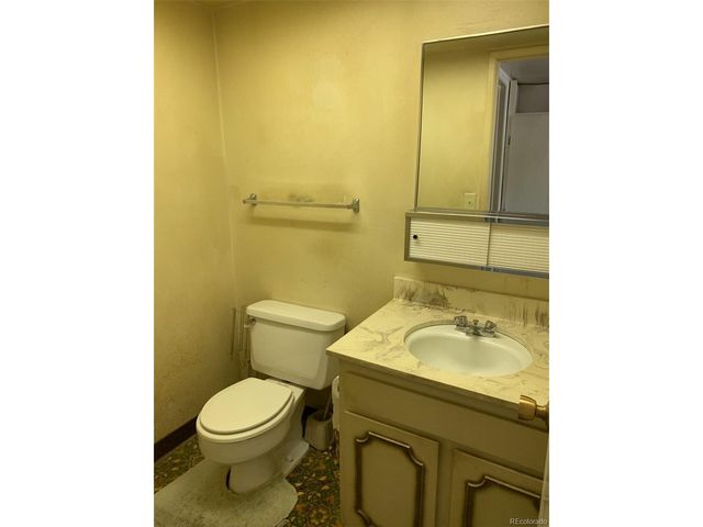 760 S Youngfield Ct, Lakewood, CO 80228