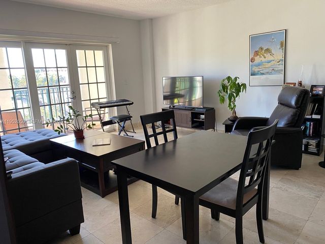 300 Euclid Ave 209, Miami Beach, FL 33139