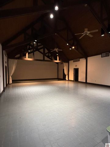 1326 Wilson Ave, Mayfield, KY 42066