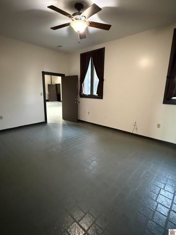 1326 Wilson Ave, Mayfield, KY 42066