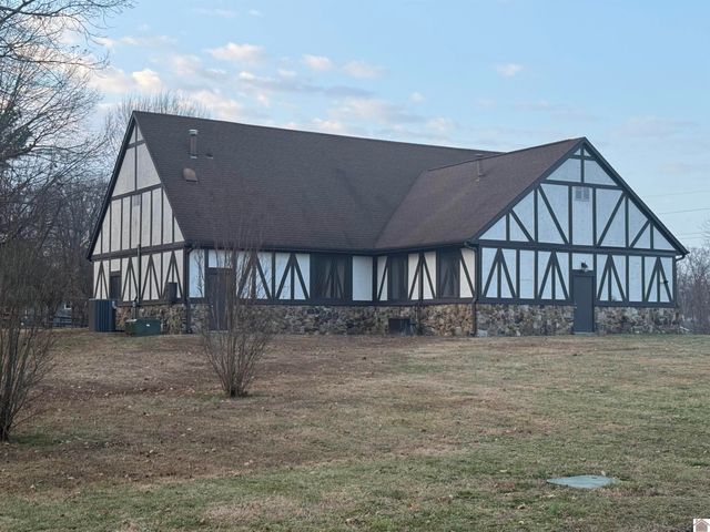 1326 Wilson Ave, Mayfield, KY 42066