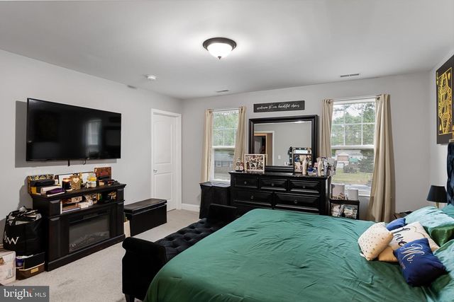 304 SEMINOLE TRAIL, Browns Mills, NJ 08015