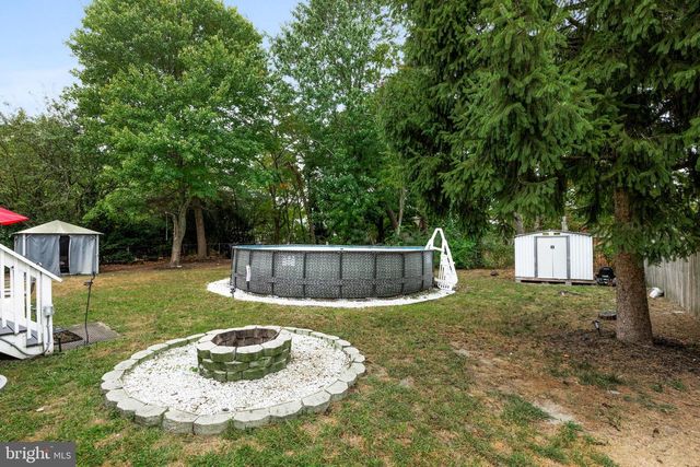 304 SEMINOLE TRAIL, Browns Mills, NJ 08015