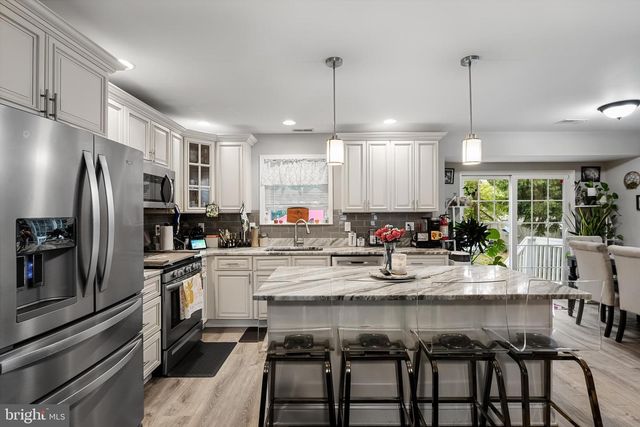 304 SEMINOLE TRAIL, Browns Mills, NJ 08015