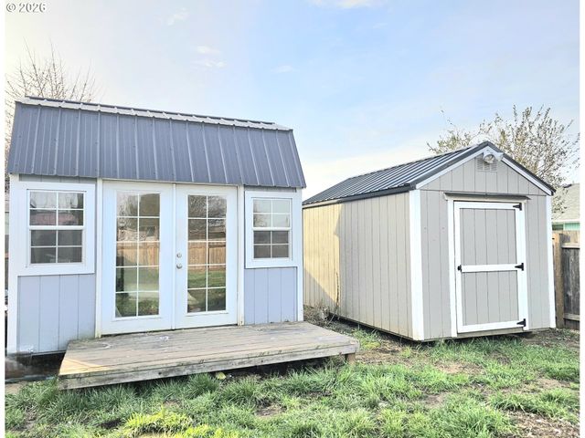 4285 FERGUS Ave, Eugene, OR 97402