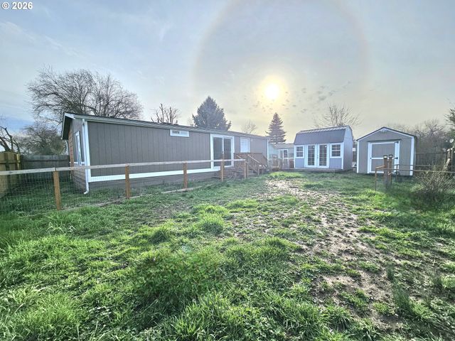 4285 FERGUS Ave, Eugene, OR 97402